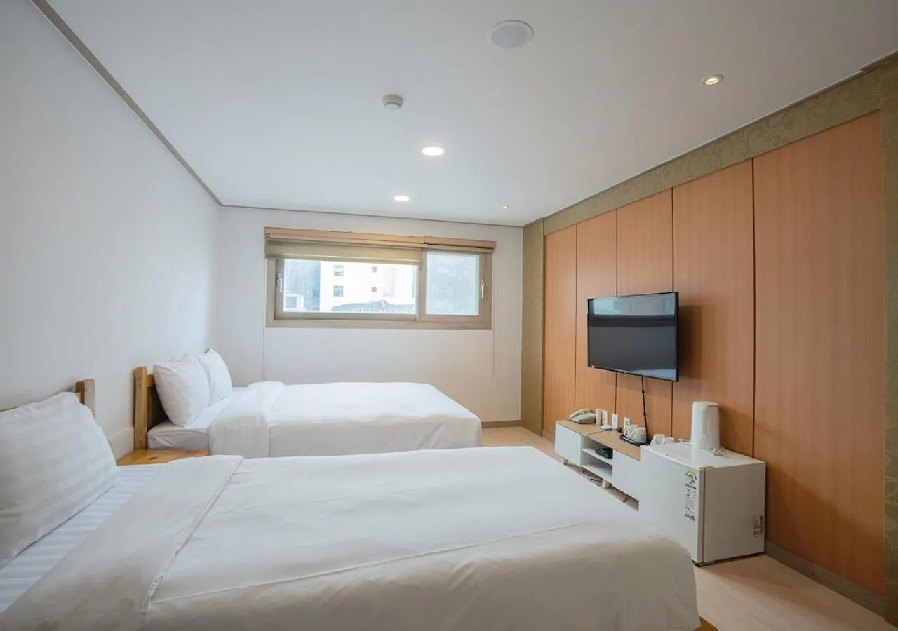 J2 Family Hotel Jeju