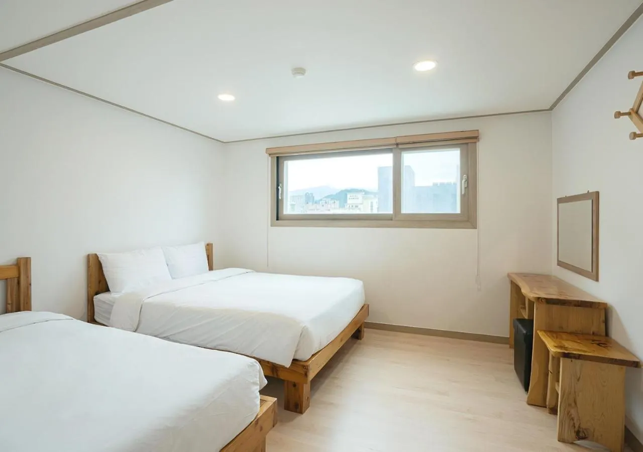 J2 Family Hotel Jeju