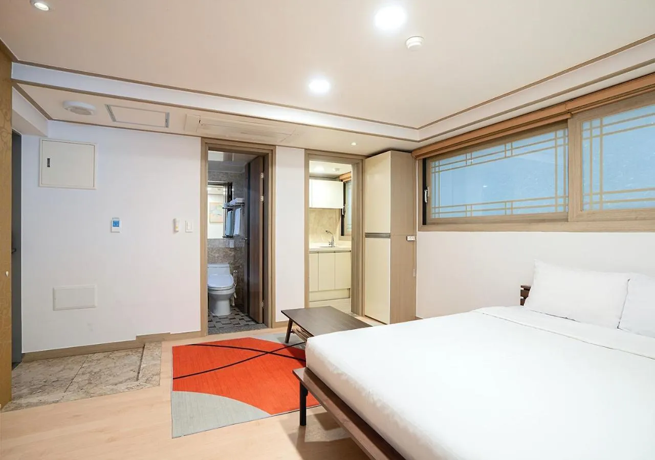 J2 Family Hotel Jeju
