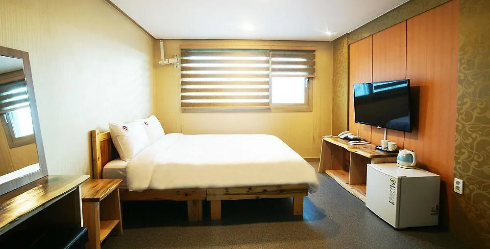 **  J2 Family Hotel Jeju Corée du Sud