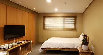 J2 Family Hotel Jeju