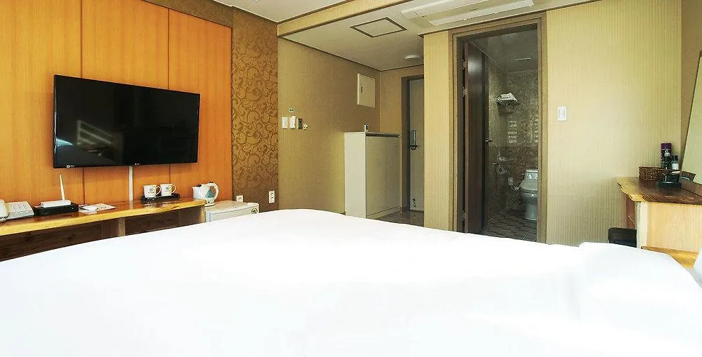 J2 Family Hotel Jeju